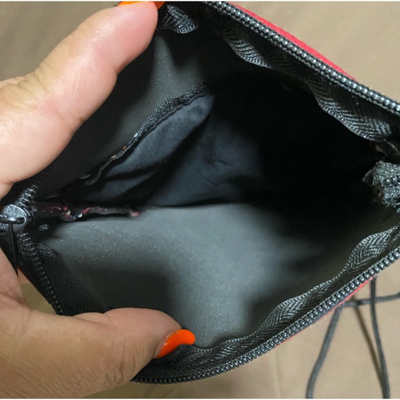 Multiple Patterns crossbody bag - Picture 4 of 7